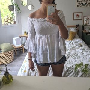 Zara off-shoulder bell sleeve linen blouse XS